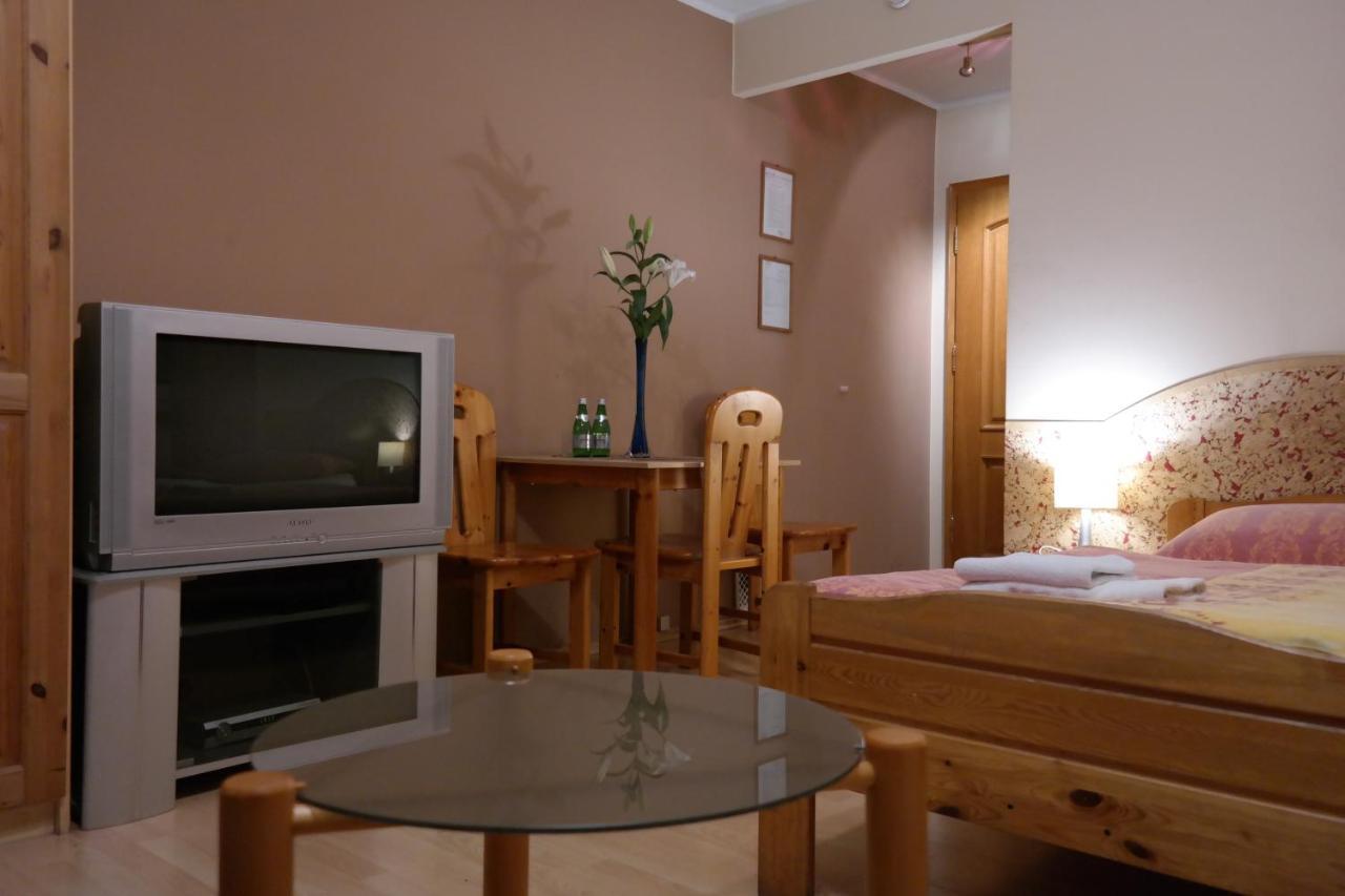 VillaMirage Tarnowskie Góry Exteriör bild
