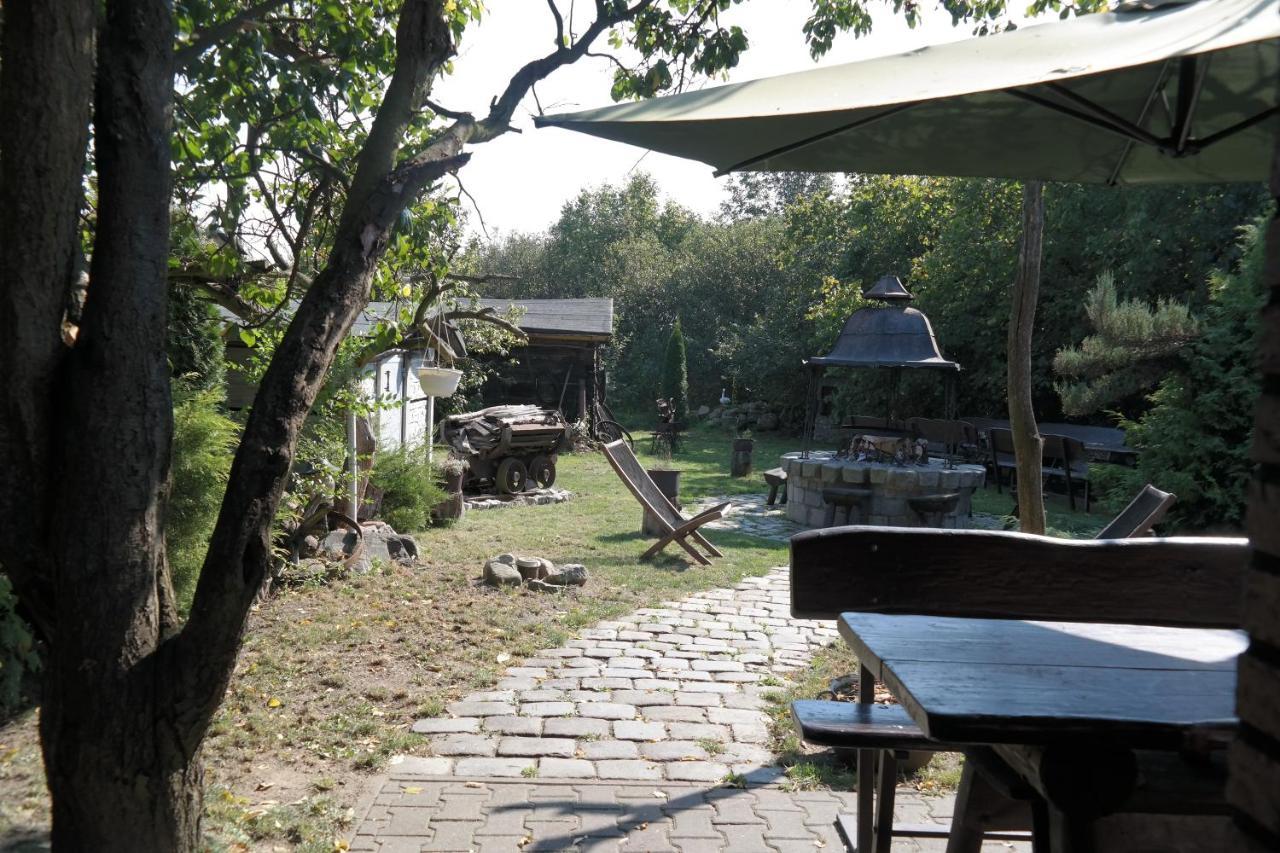 VillaMirage Tarnowskie Góry Exteriör bild